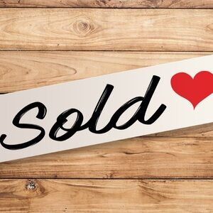 **SOLD** Poshmark won’t allow me to delete 🙄🙄